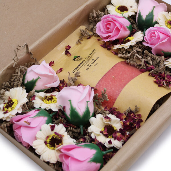 Set Sali da Bagno e Fiori di Sapone Rosa- Passione - immagine 3